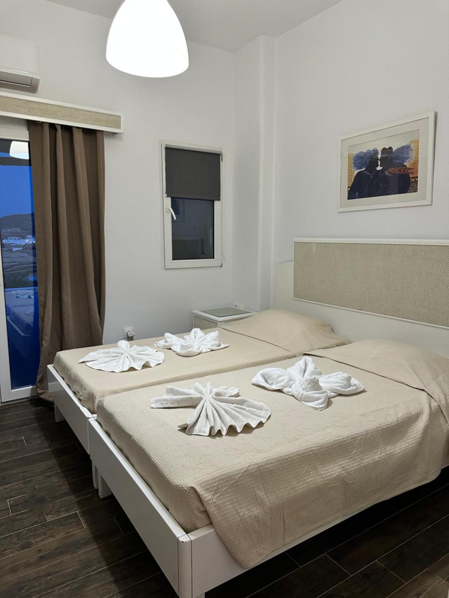 Ene'S Mykonos Lägenhet Klouvas Exteriör bild